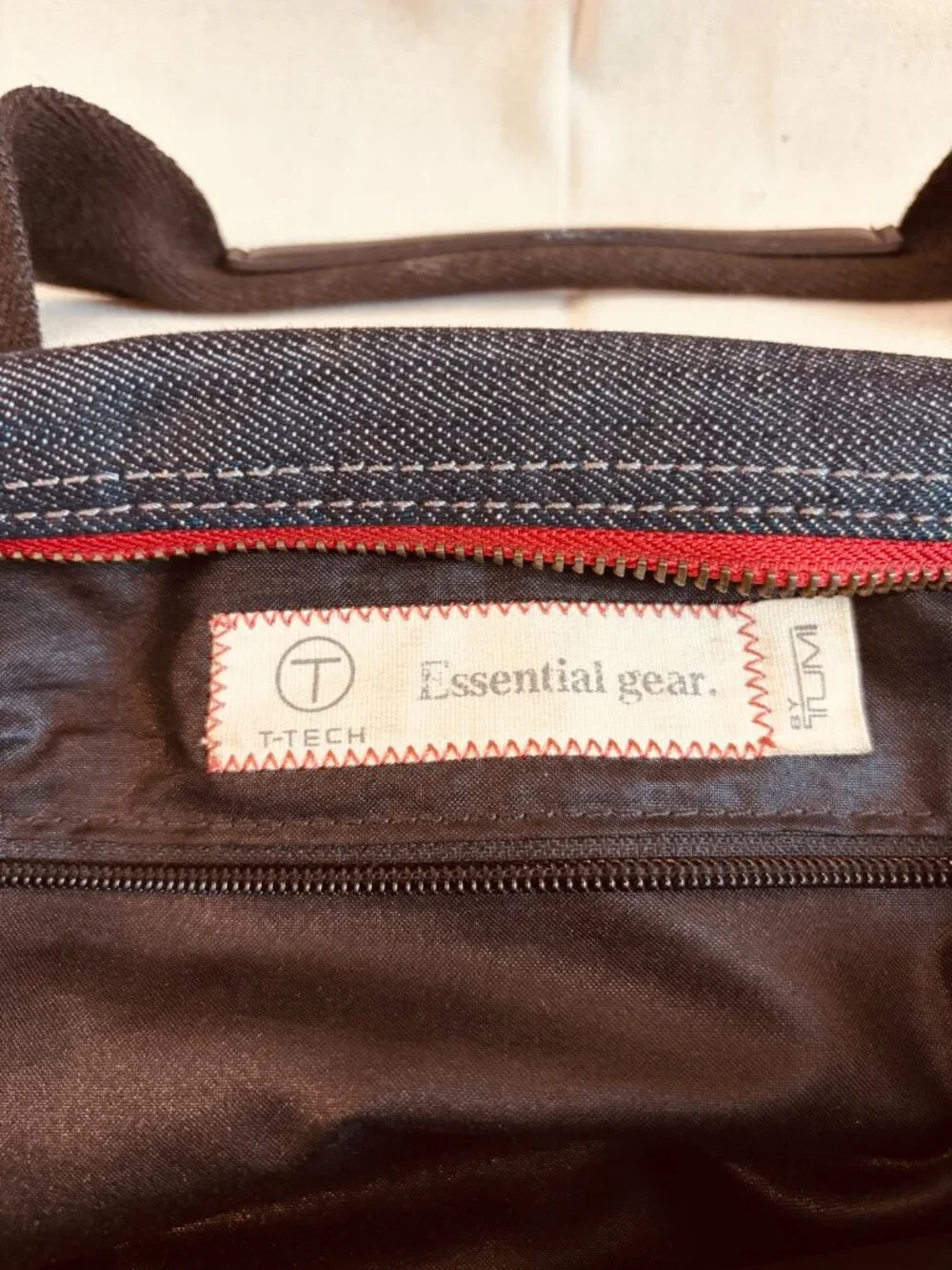 TUMI T-Tech 57522DN Essential Gear Blue Travel Messenger Duffel Shoulder Bag